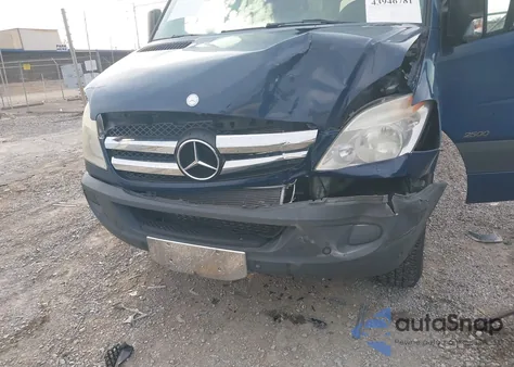 2013 Mercedes-Benz Sprinter 2500 Normal Roof z USA, uszkodzony, nr VIN WDZPE7CC1D5786866